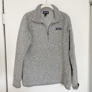 Heather gray Patagonia half zip pullover